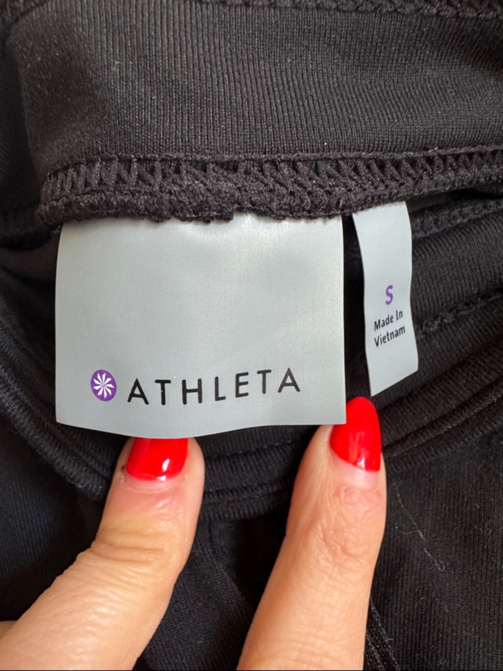 Athleta Black Metro Slouch Shortie Sz S - Picture 2 of 4